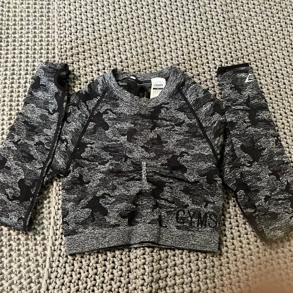 Gymshark crop top